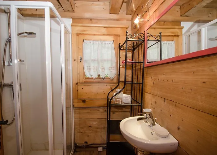 Chalet Chalet Sepia *